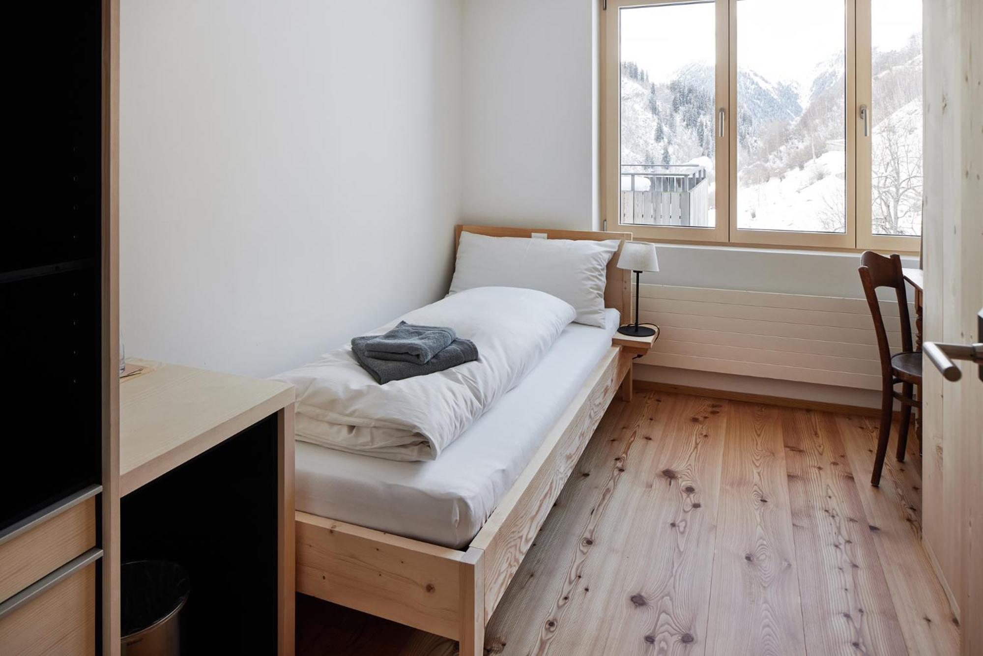 Medelina Hotel Curaglia Luaran gambar