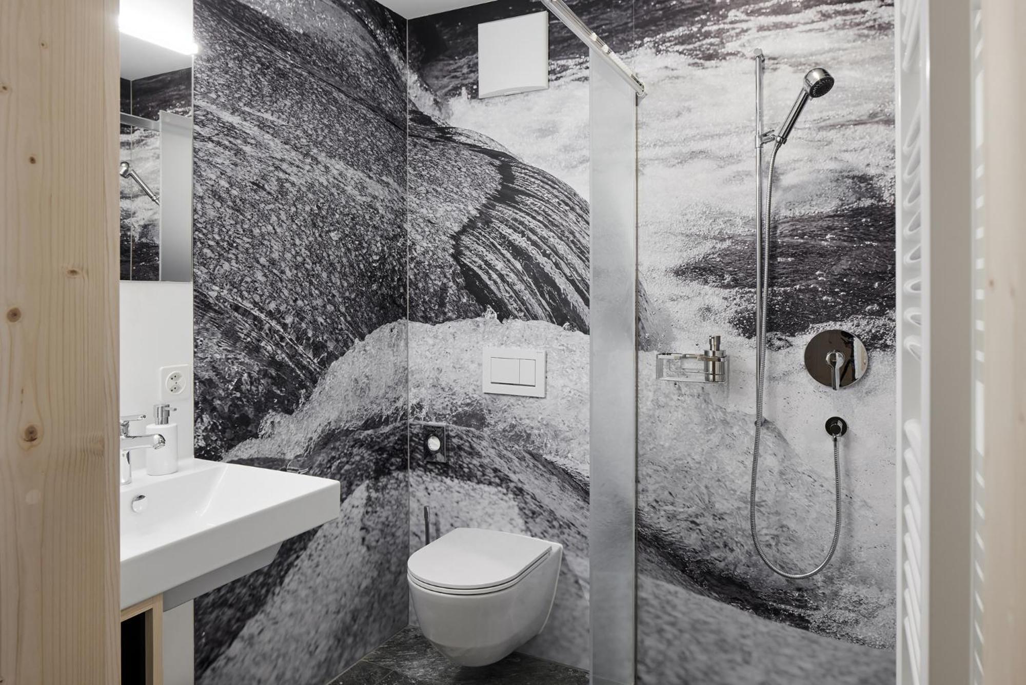 Medelina Hotel Curaglia Luaran gambar
